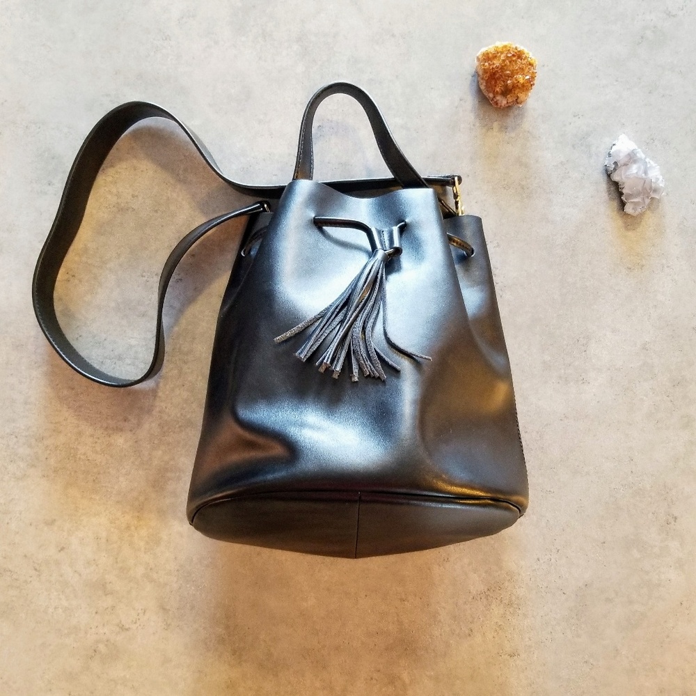 KC Jagger Leather Bucket Bag EUC